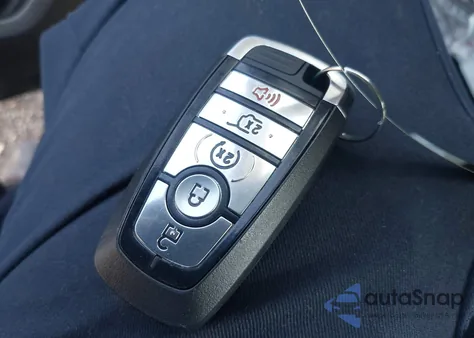 2021 Ford Escape Se Hybrid z USA, uszkodzony, nr VIN 1FMCU0BZ5MUA22745